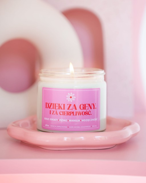 Dzięki za geny. I za cierpliwość. - świeca sojowa dla mamy (250 ml) 
